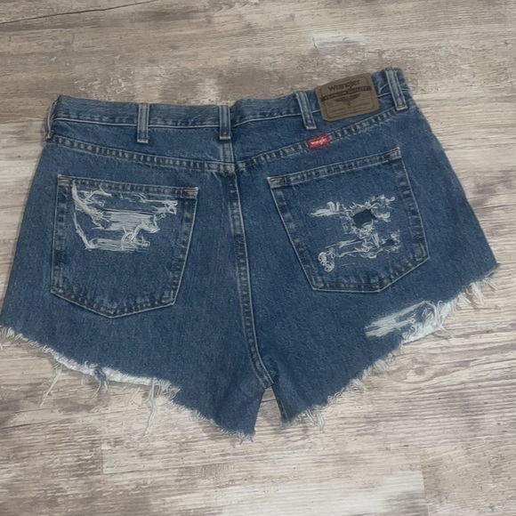 Wrangler 20 - Picture 5 of 6